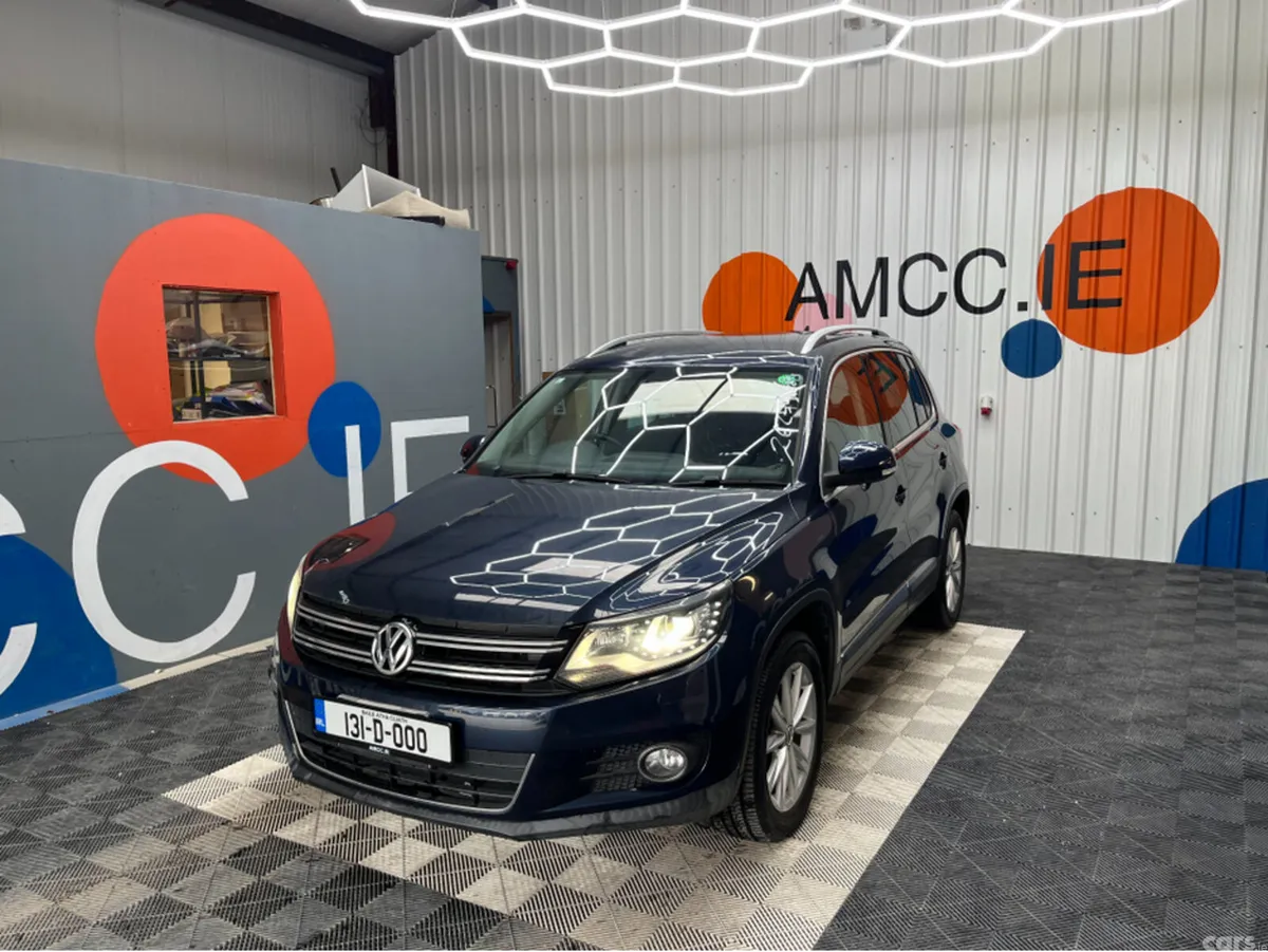 Volkswagen Tiguan SUV, Petrol, 2013, Blue