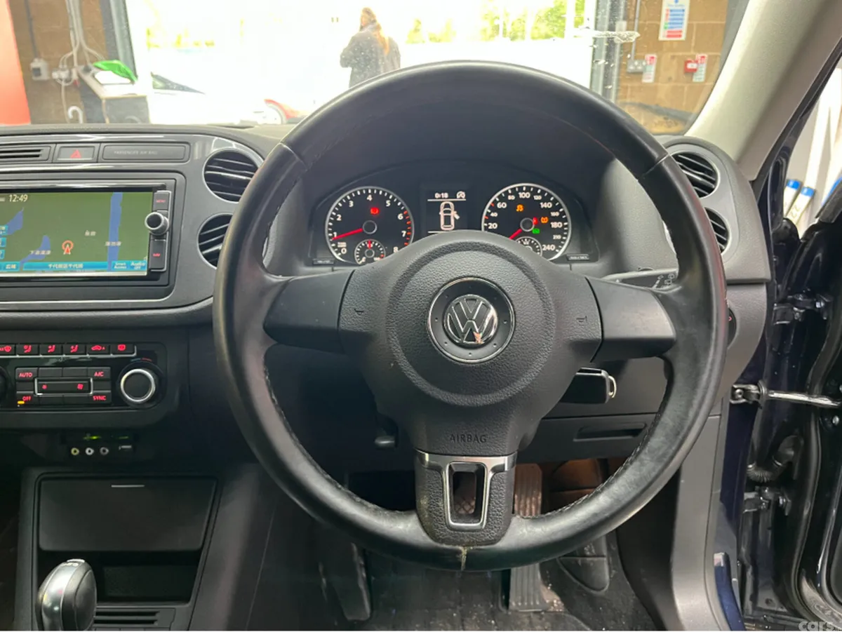 Volkswagen Tiguan SUV, Petrol, 2013, Blue