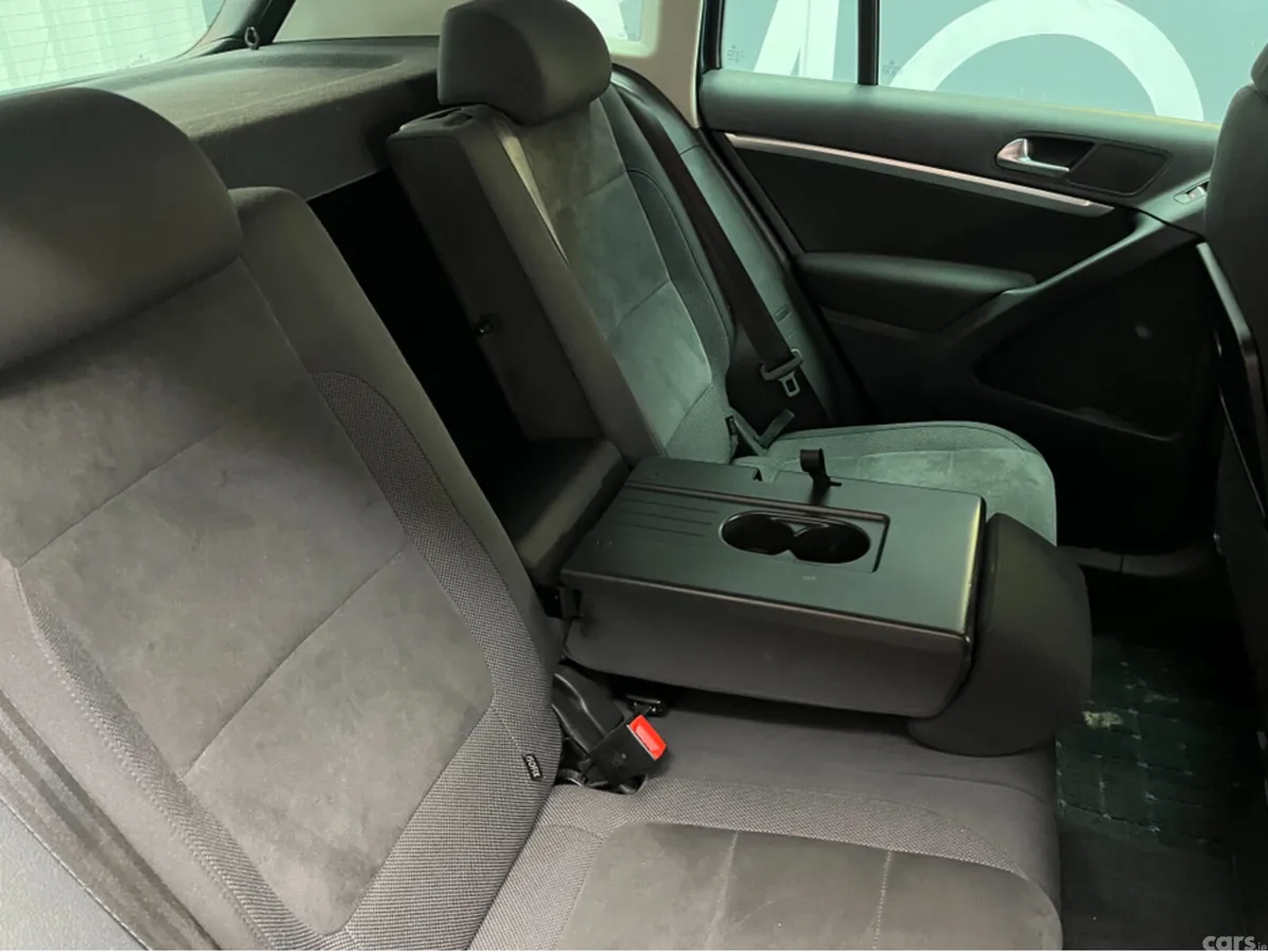 Volkswagen Tiguan SUV, Petrol, 2013, Blue