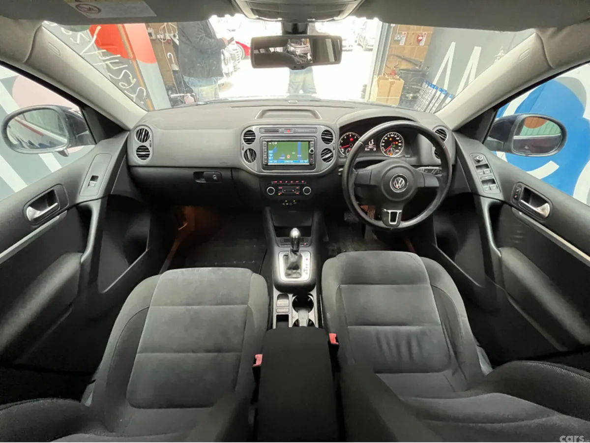 Volkswagen Tiguan SUV, Petrol, 2013, Blue
