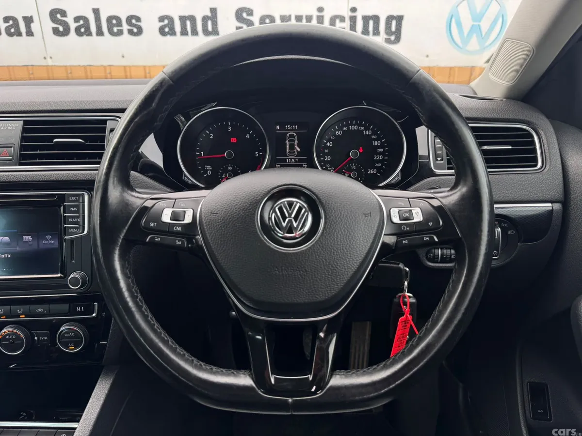 Volkswagen Jetta Saloon, Diesel, 2017, Grey