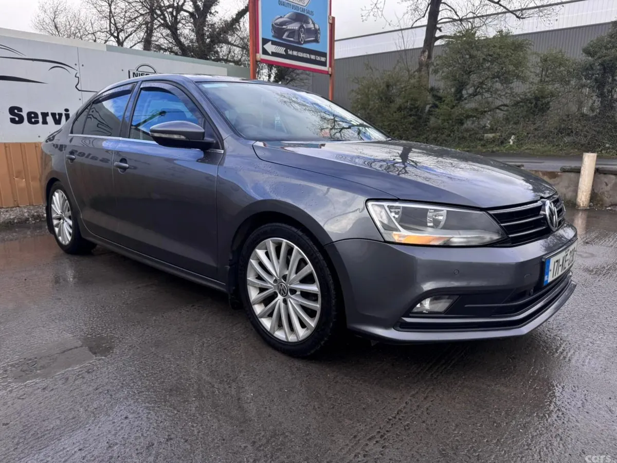 Volkswagen Jetta Saloon, Diesel, 2017, Grey