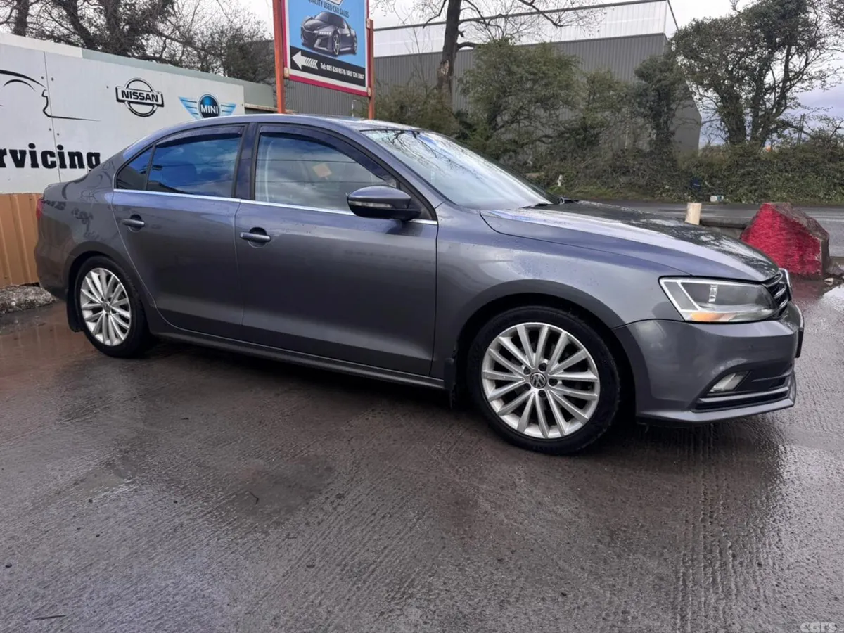 Volkswagen Jetta Saloon, Diesel, 2017, Grey