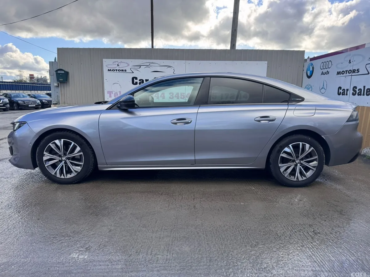 Peugeot 508 Hatchback, Petrol Plug-in Hybrid, 2022, Grey