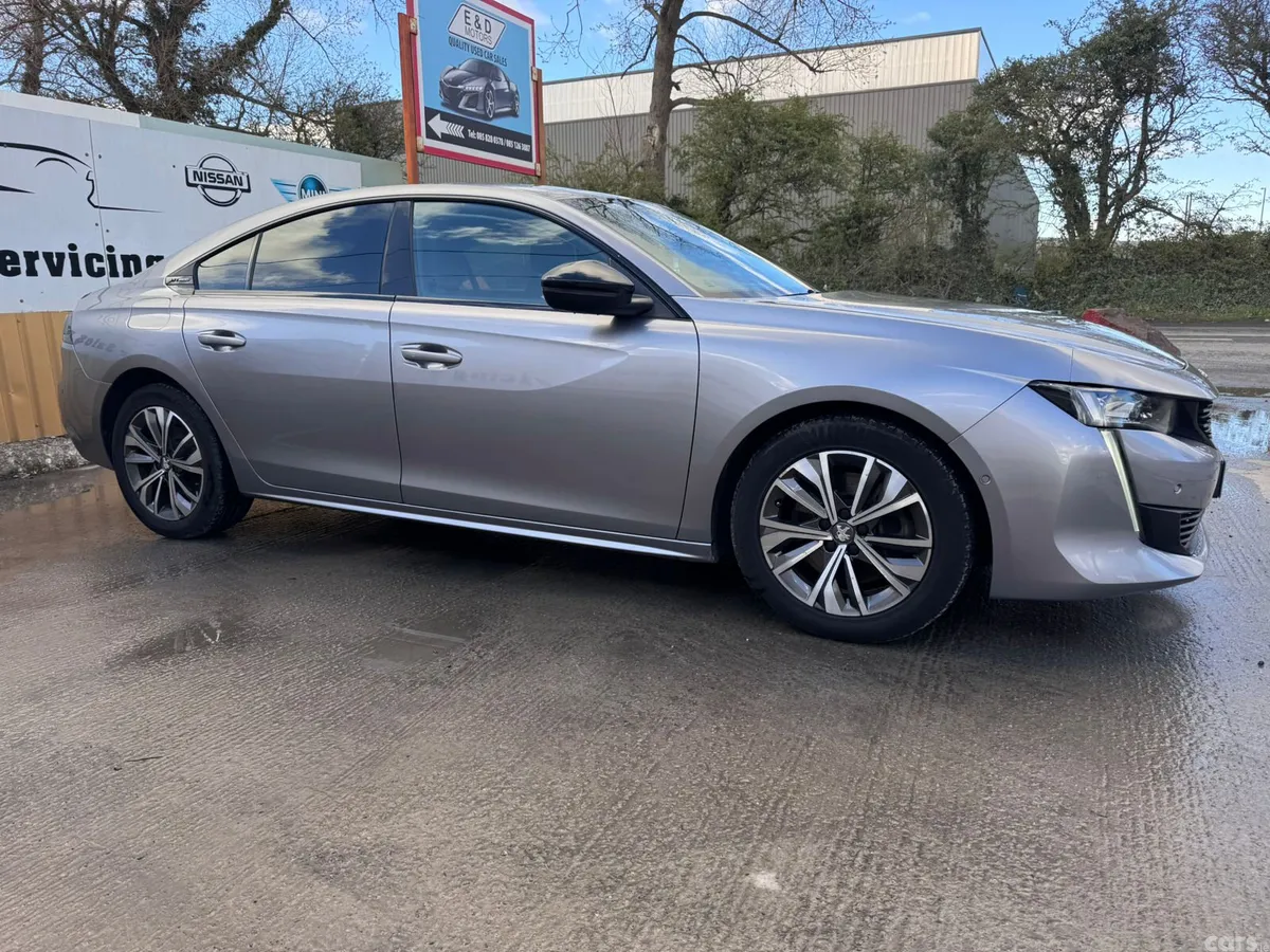 Peugeot 508 Hatchback, Petrol Plug-in Hybrid, 2022, Grey