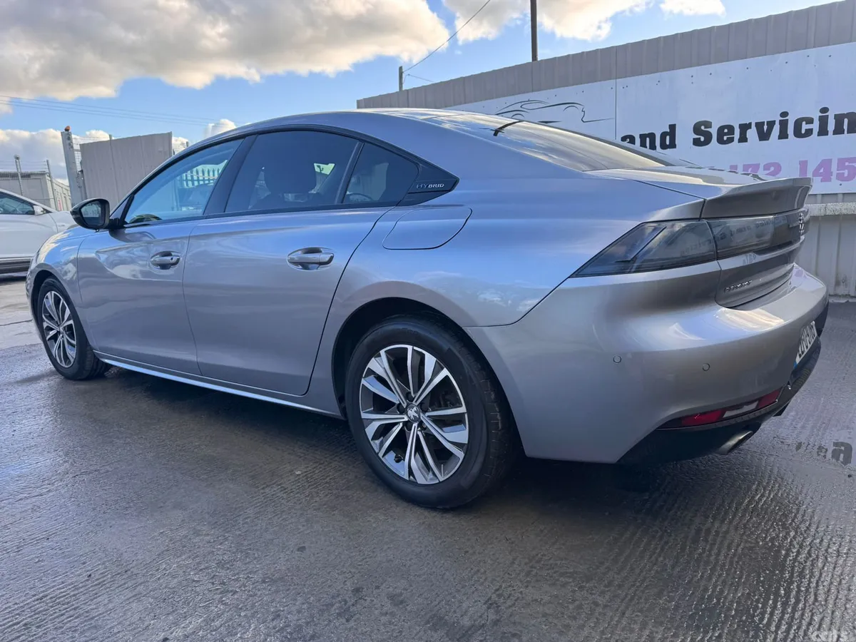 Peugeot 508 Hatchback, Petrol Plug-in Hybrid, 2022, Grey