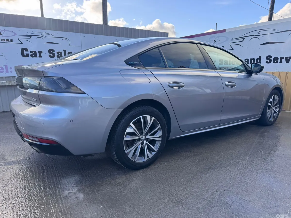 Peugeot 508 Hatchback, Petrol Plug-in Hybrid, 2022, Grey