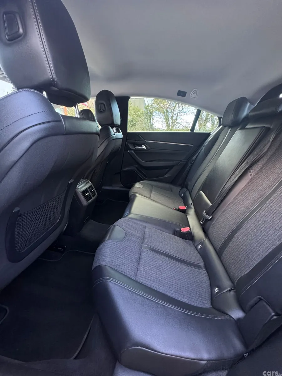 Peugeot 508 Hatchback, Petrol Plug-in Hybrid, 2022, Grey