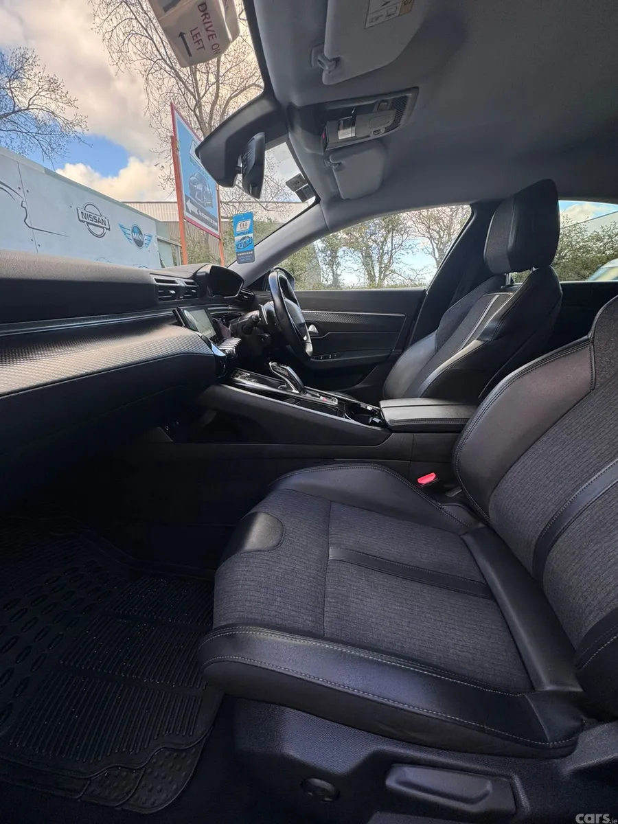 Peugeot 508 Hatchback, Petrol Plug-in Hybrid, 2022, Grey