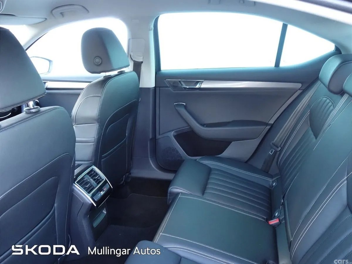 Skoda Superb Saloon, Diesel, 2022, Grey