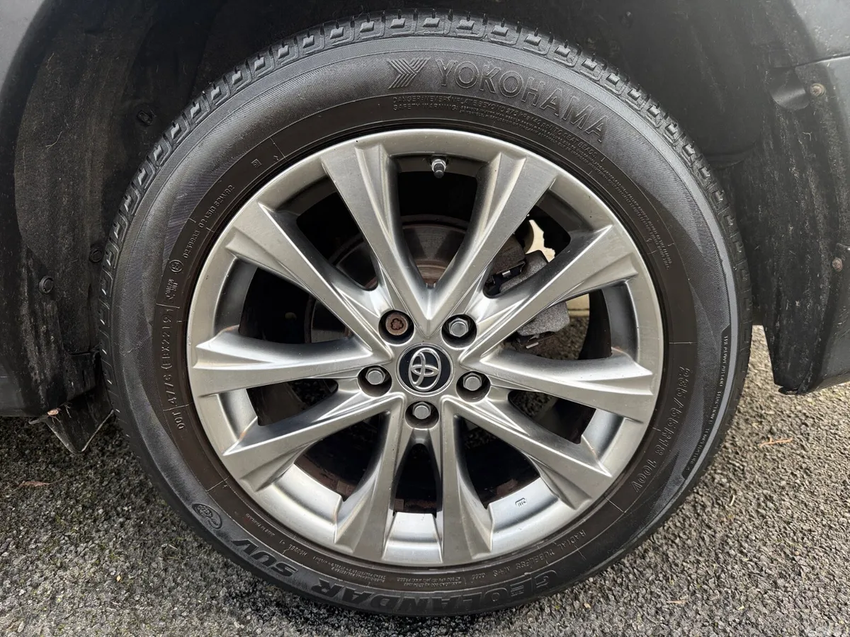 Toyota RAV4 SUV, Diesel, 2016, Grey