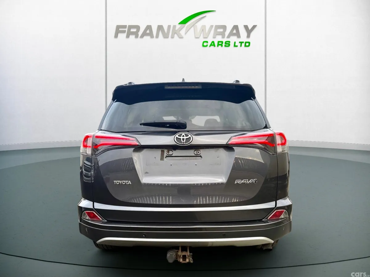 Toyota RAV4 SUV, Diesel, 2016, Grey