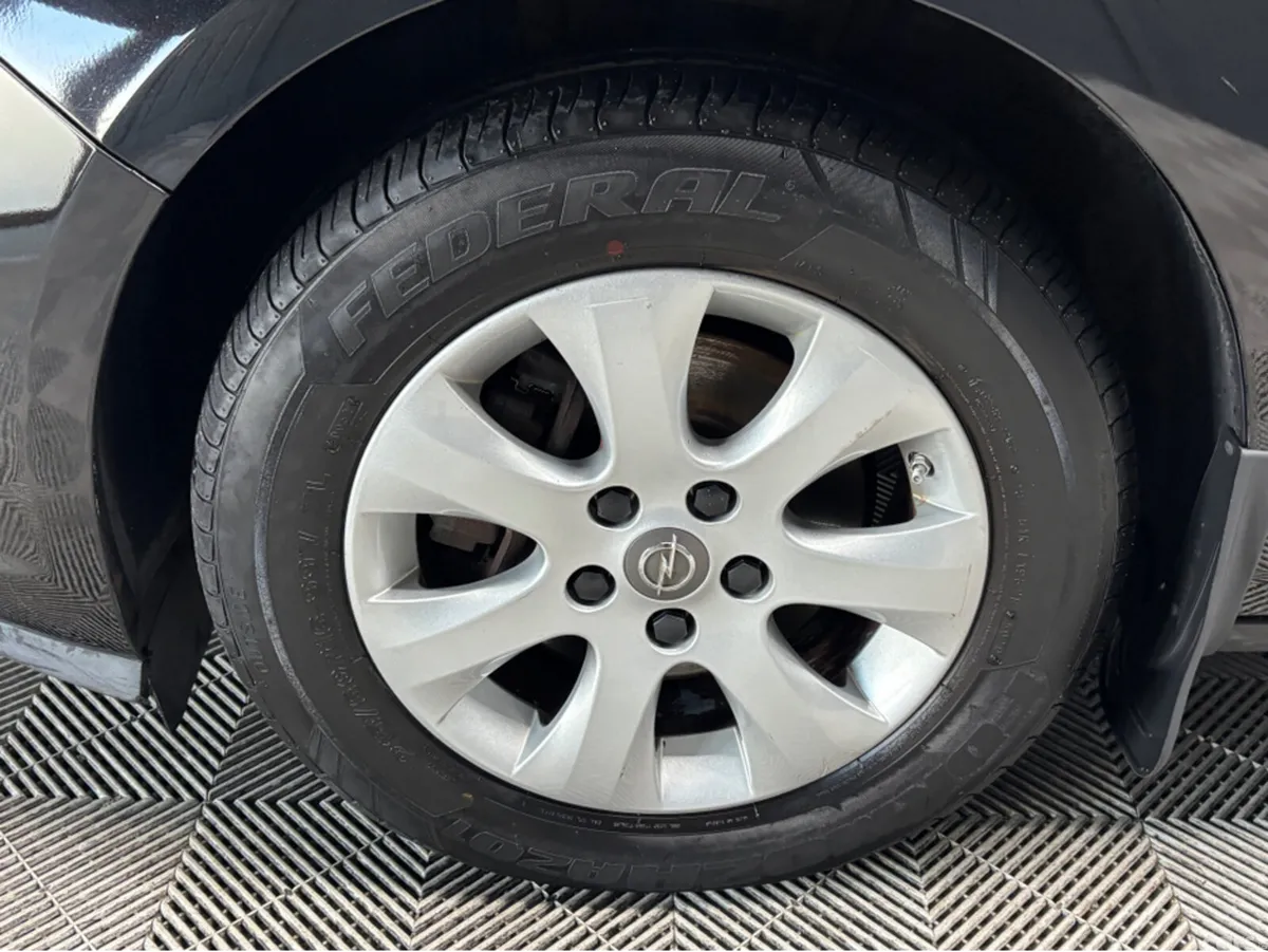 Opel Astra Saloon, Diesel, 2018, Black