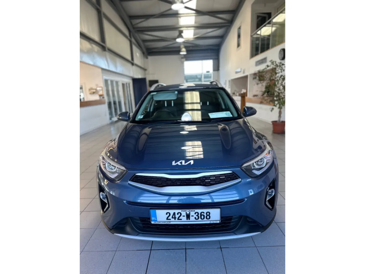 Kia Stonic SUV, Petrol, 2024, Blue