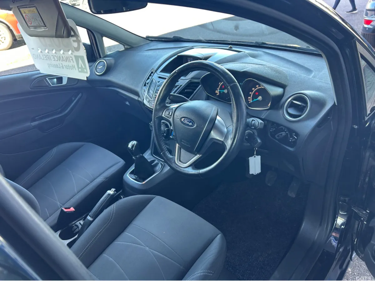 Ford Fiesta Hatchback, Petrol, 2017, Black