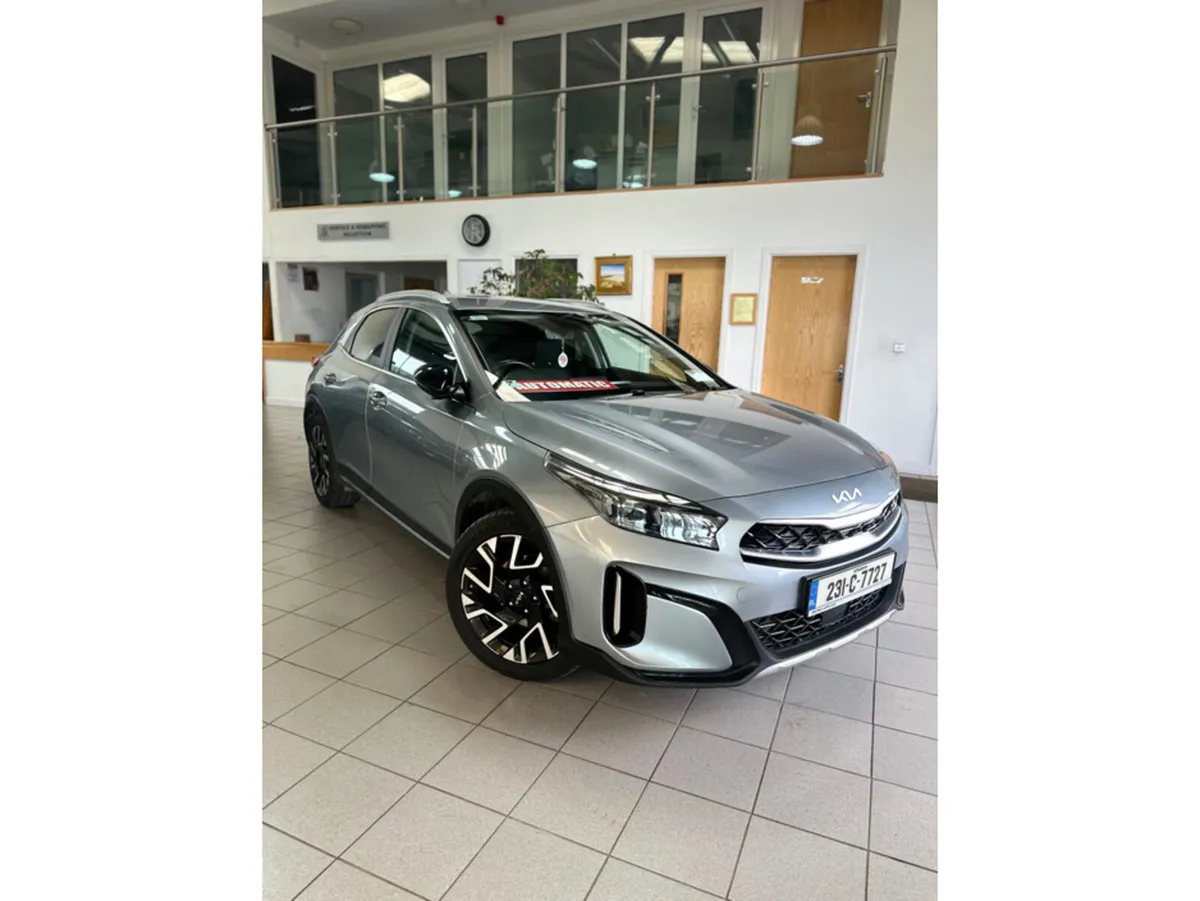 Kia XCeed Hatchback, Petrol Plug-in Hybrid, 2023, Grey