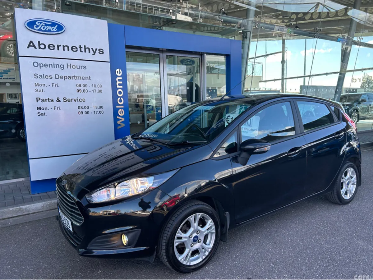 Ford Fiesta Hatchback, Petrol, 2017, Black