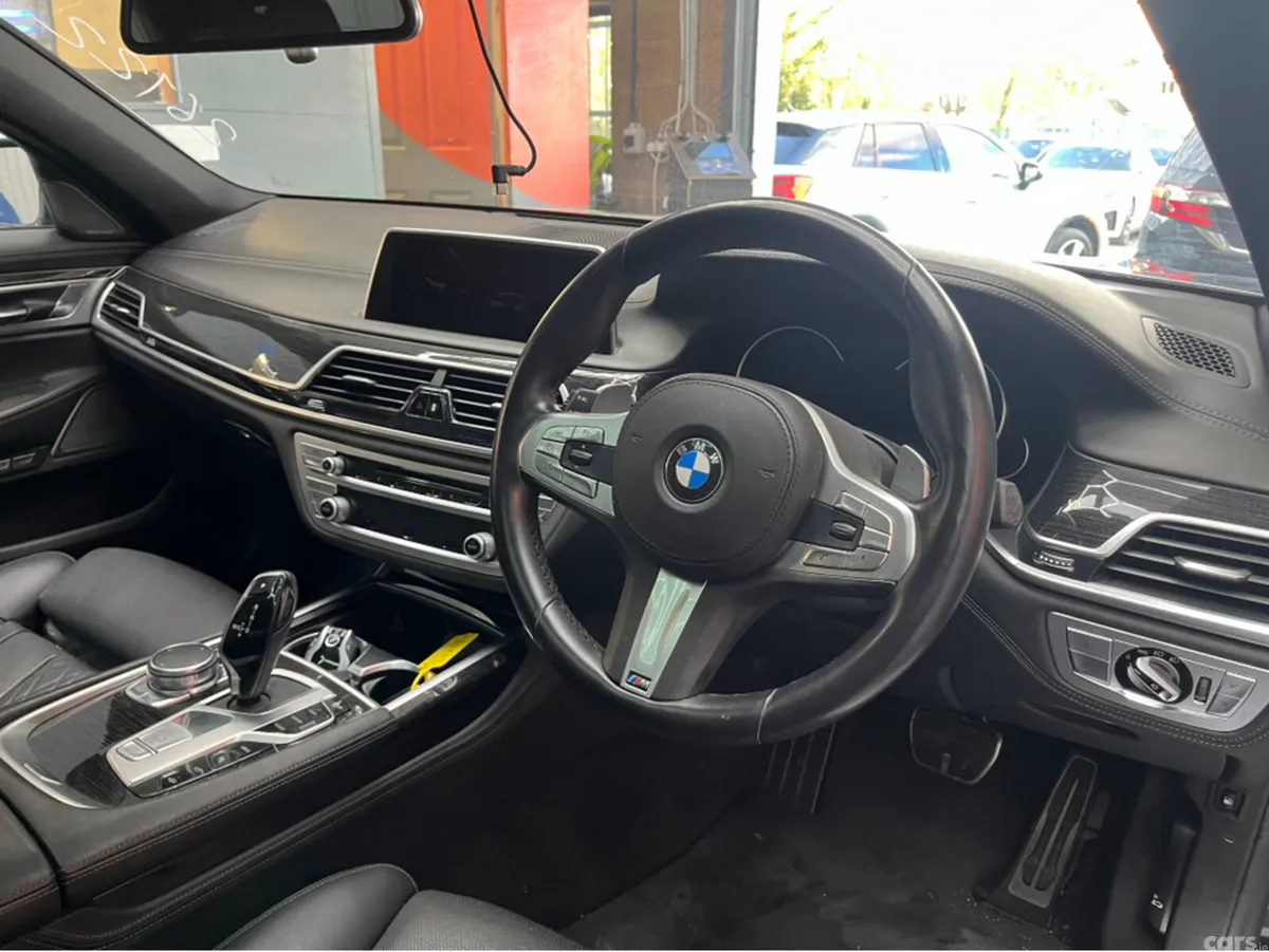 BMW 7-Series Saloon, Petrol Plug-in Hybrid, 2017, Black