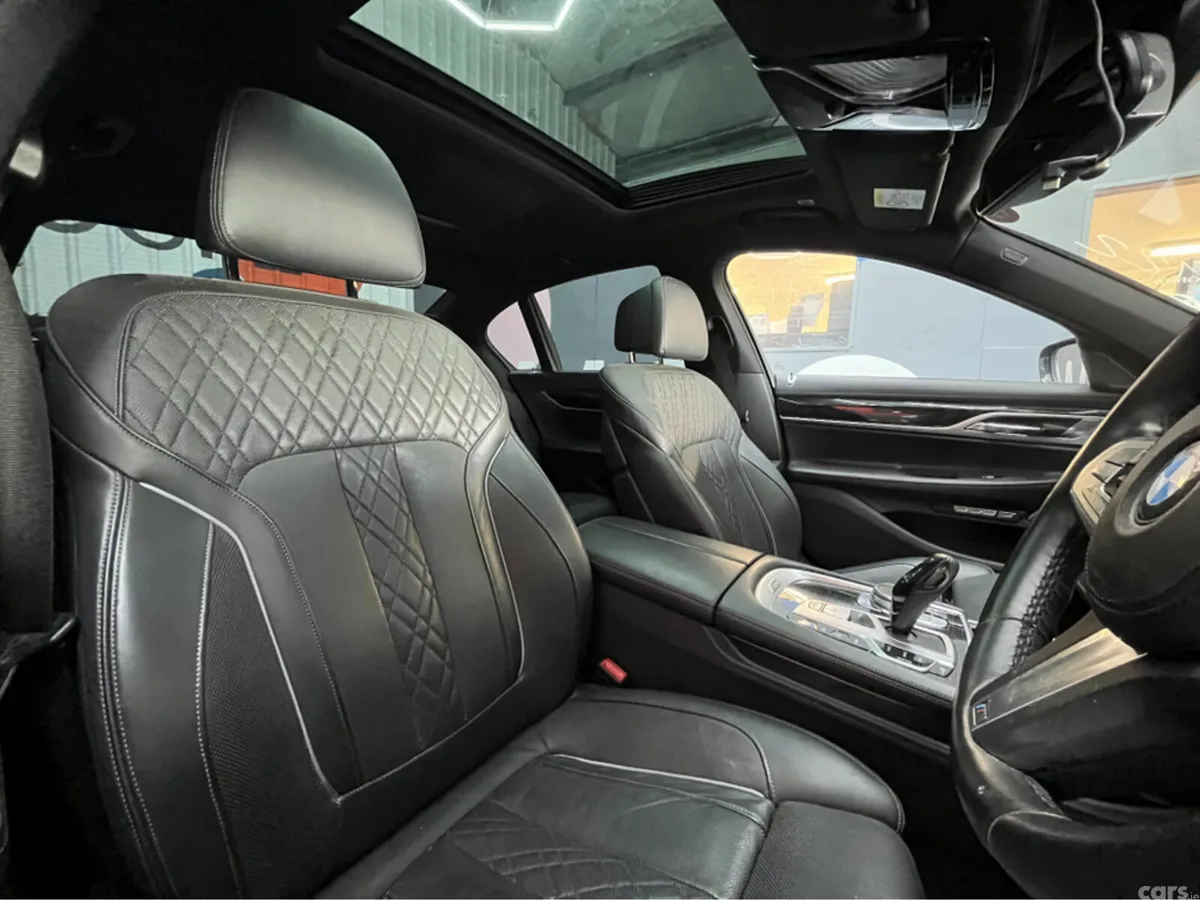 BMW 7-Series Saloon, Petrol Plug-in Hybrid, 2017, Black