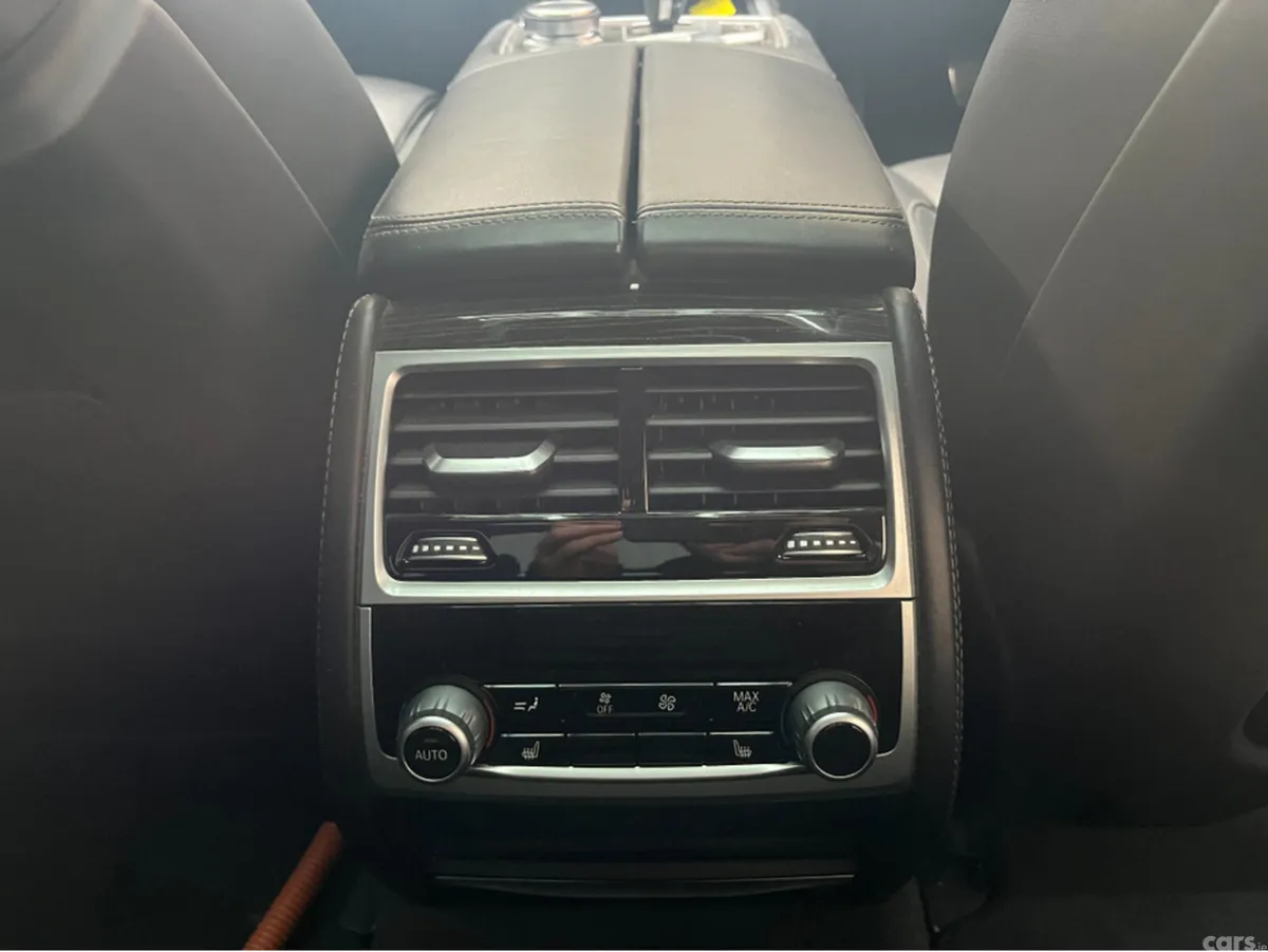 BMW 7-Series Saloon, Petrol Plug-in Hybrid, 2017, Black