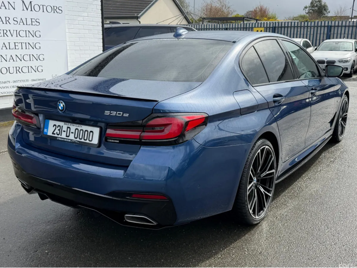 BMW 5-Series Saloon, Petrol Plug-in Hybrid, 2023, Blue