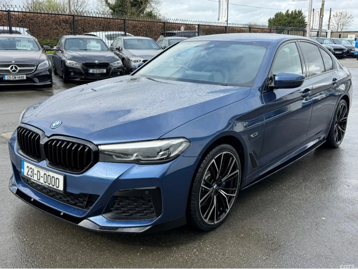 BMW 5-Series Saloon, Petrol Plug-in Hybrid, 2023, Blue