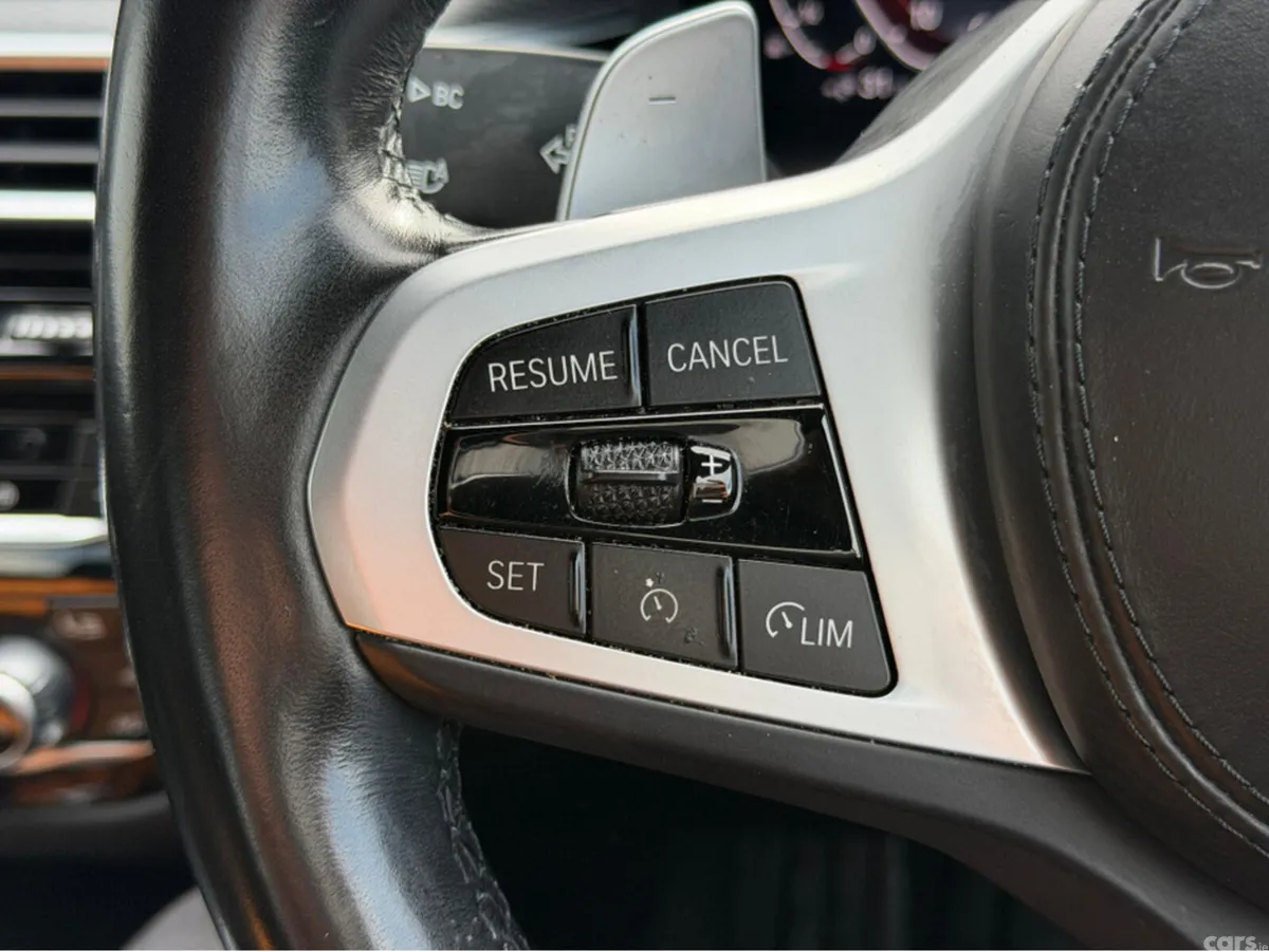 BMW 5-Series Saloon, Petrol Plug-in Hybrid, 2023, Blue