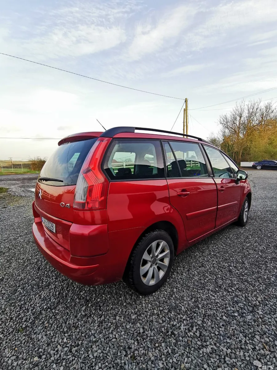 Citroen C4 Hatchback, Diesel, 2009, Red