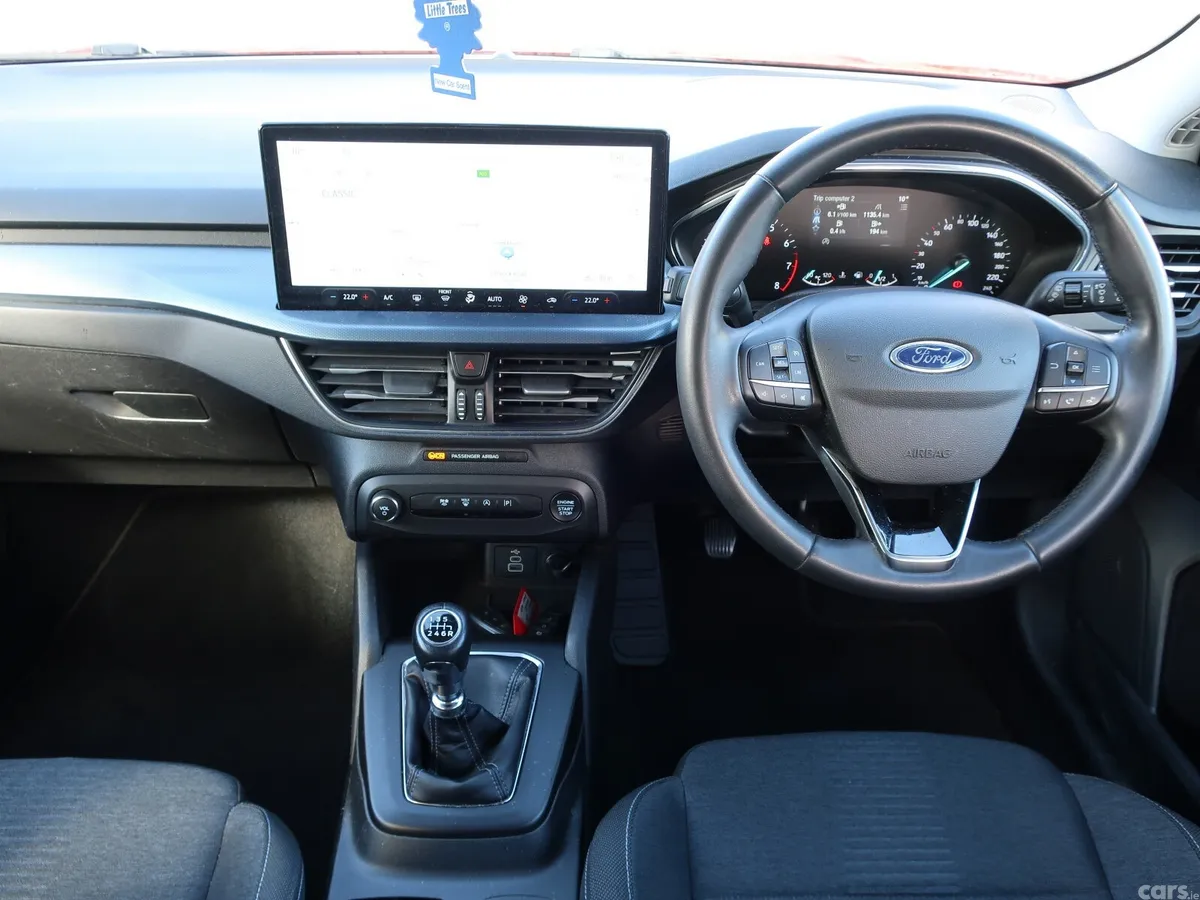 Ford Focus Hatchback, Petrol, 2024, Red