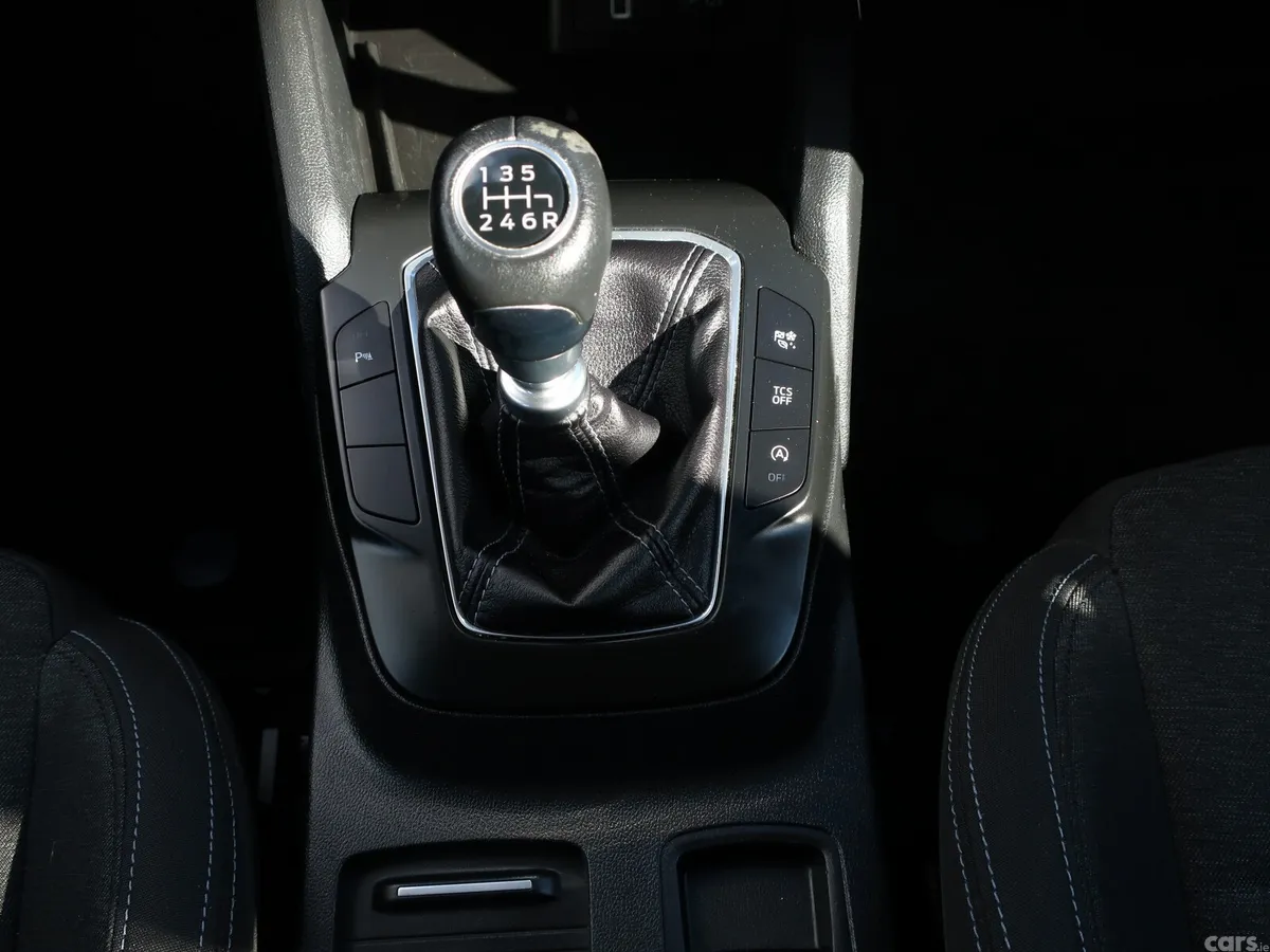 Ford Focus Hatchback, Petrol Hybrid, 2021, Blue