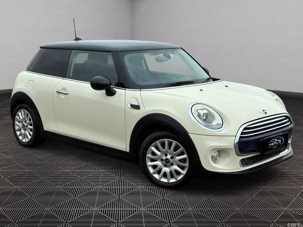 Mini Cooper Hatchback, Petrol, 2016, White