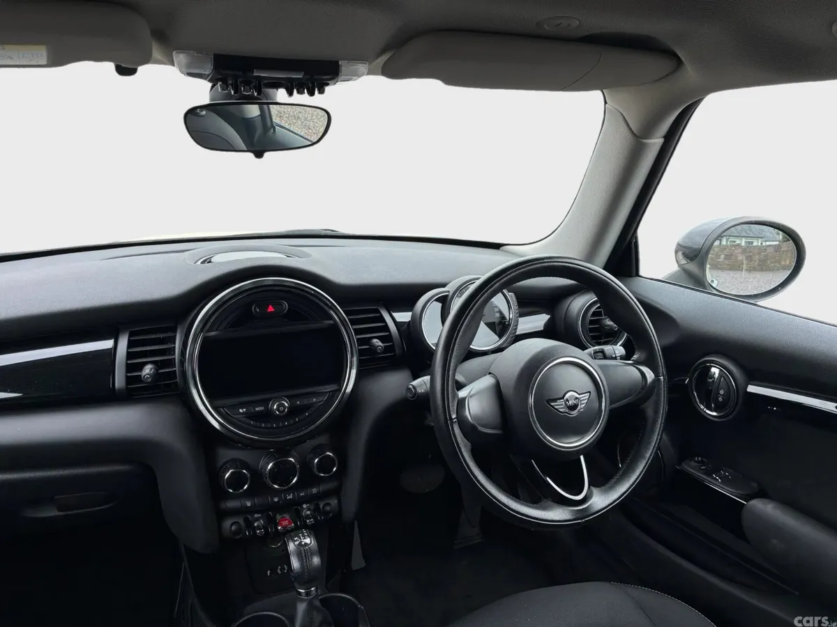 Mini Cooper Hatchback, Petrol, 2016, White