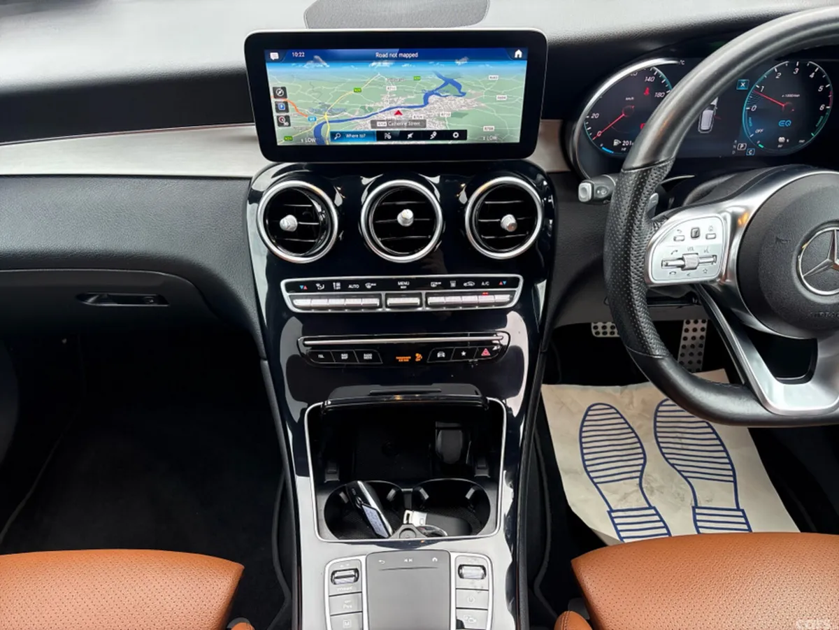 Mercedes-Benz GLC Estate, Diesel Plug-in Hybrid, 2022, Blue