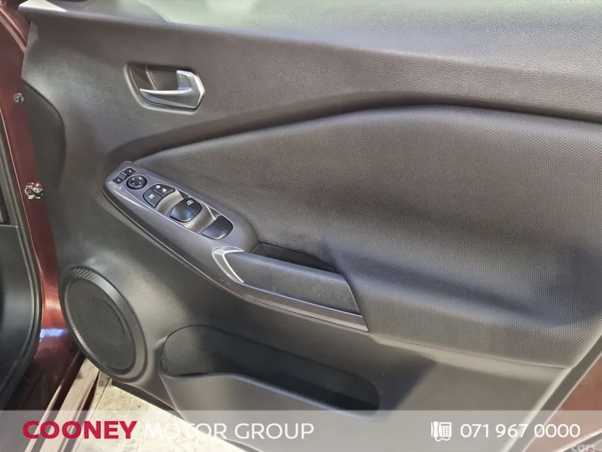 Nissan Juke SUV, Petrol, 2021, Red