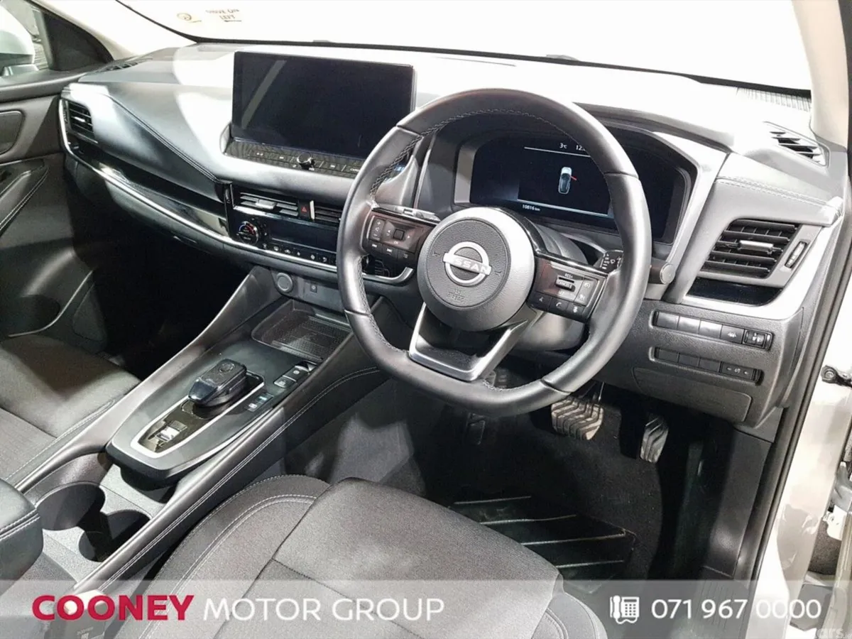 Nissan Qashqai MPV, Petrol Hybrid, 2023, Grey