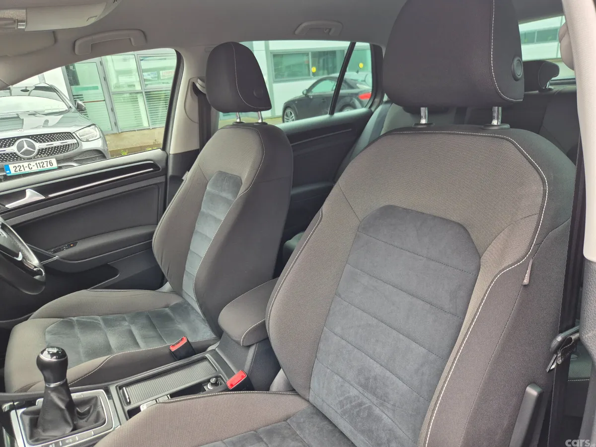 Volkswagen Golf Hatchback, Petrol, 2014, Grey