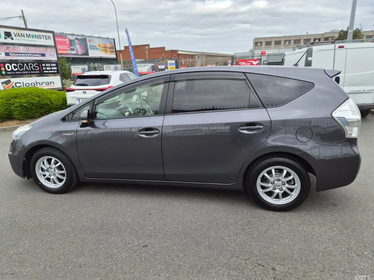 Toyota Prius MPV, Petrol Hybrid, 2012, Grey