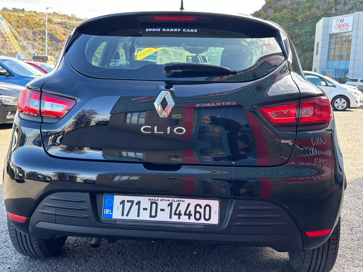 Renault Clio Hatchback, Petrol, 2017, Black