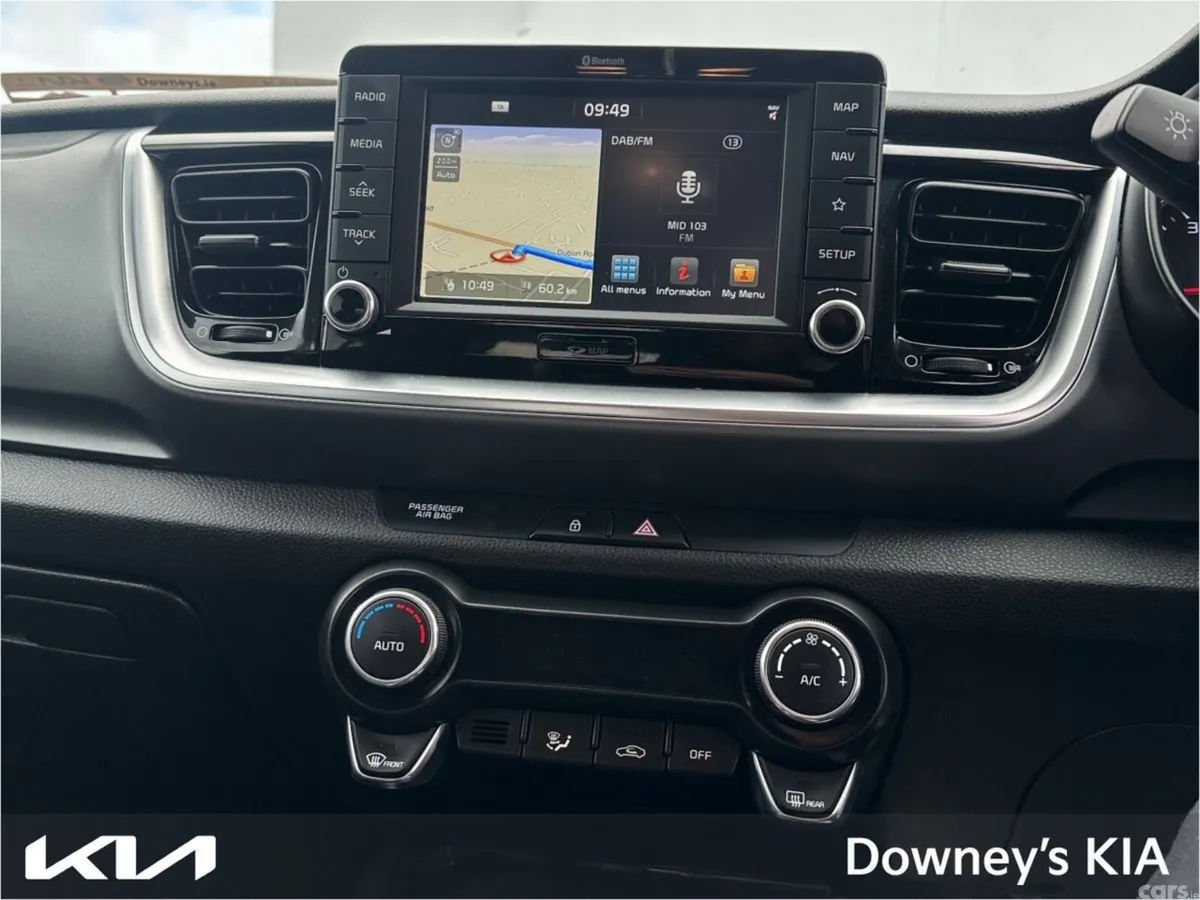 Kia Stonic Hatchback, Petrol, 2021, Grey