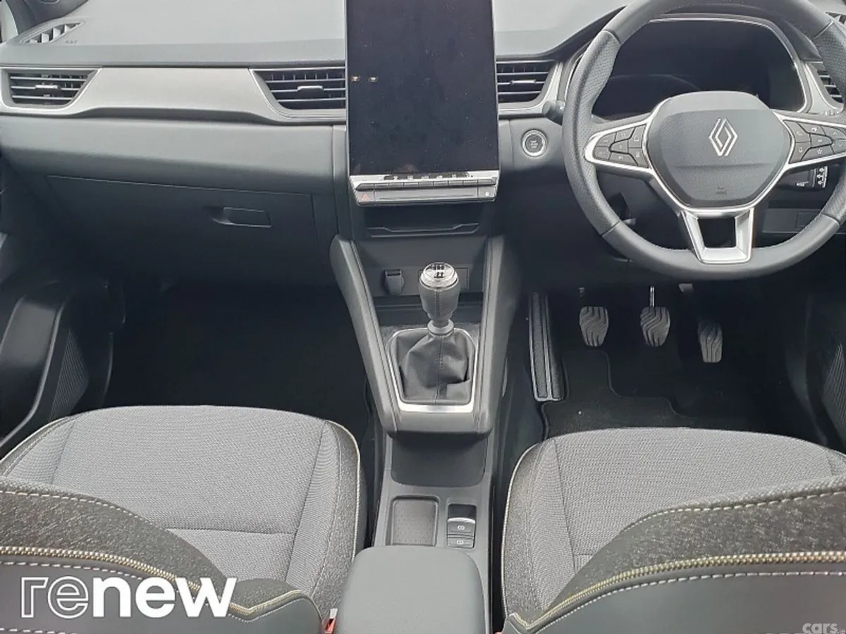 Renault Symbioz Hatchback, Petrol, 2025, White