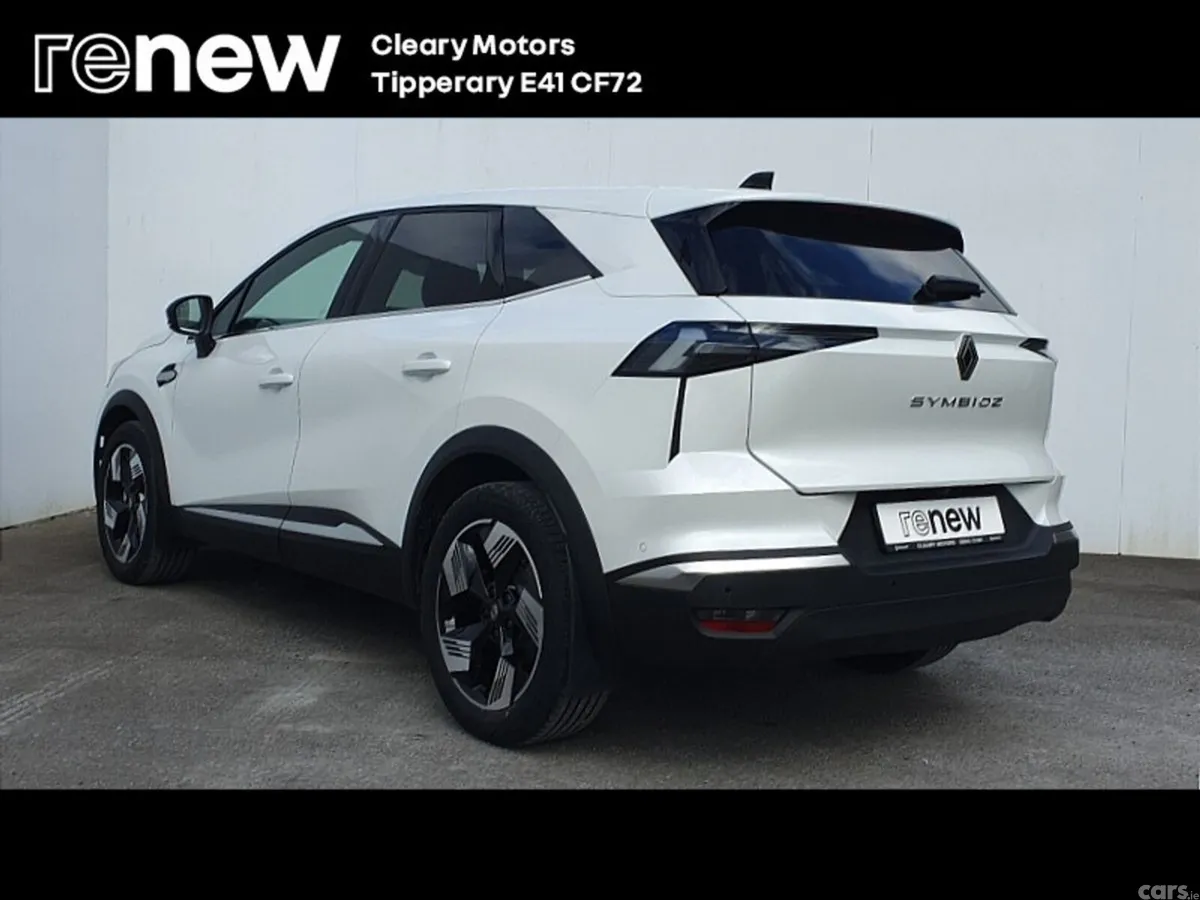 Renault Symbioz Hatchback, Petrol, 2025, White