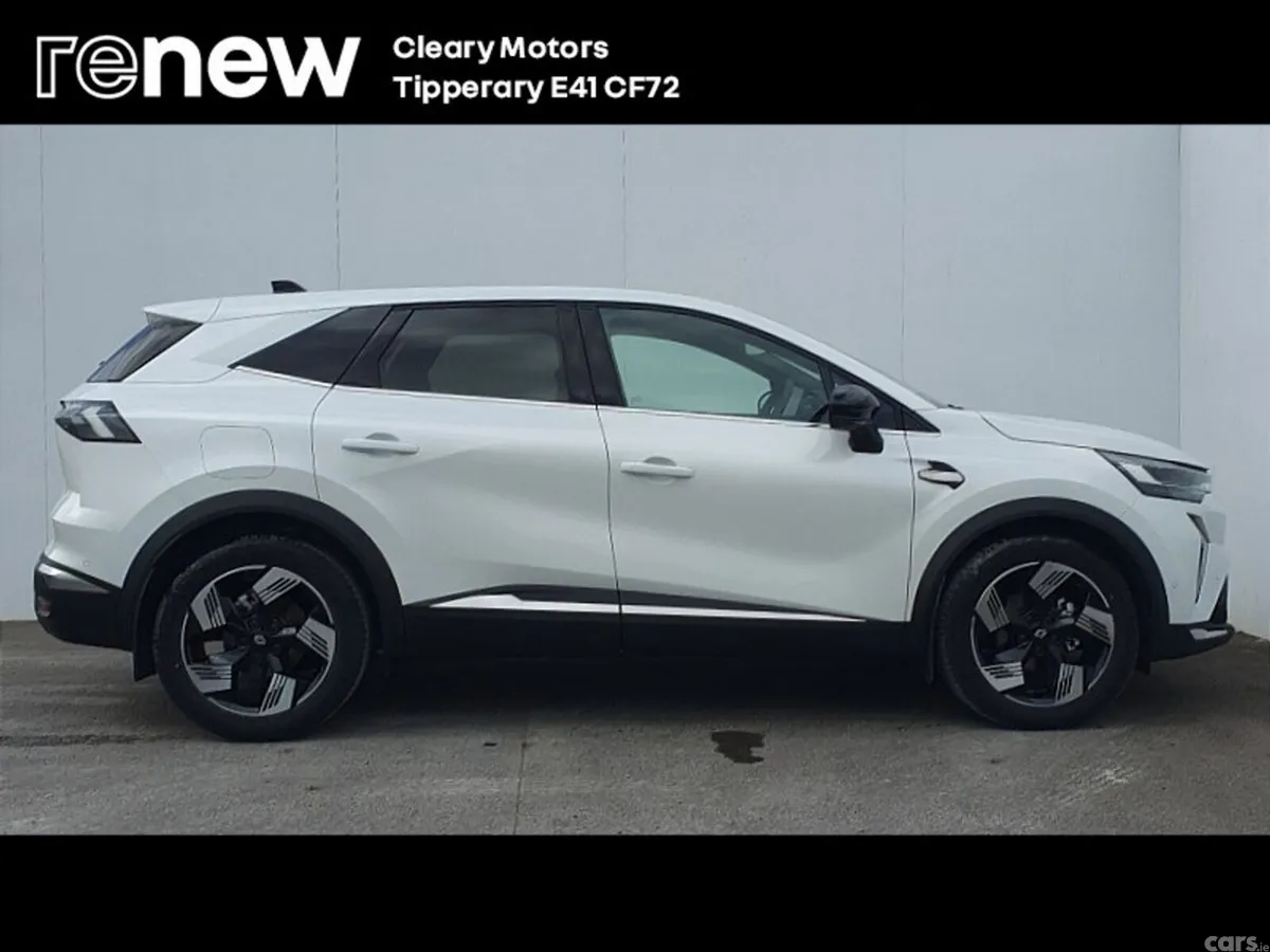 Renault Symbioz Hatchback, Petrol, 2025, White