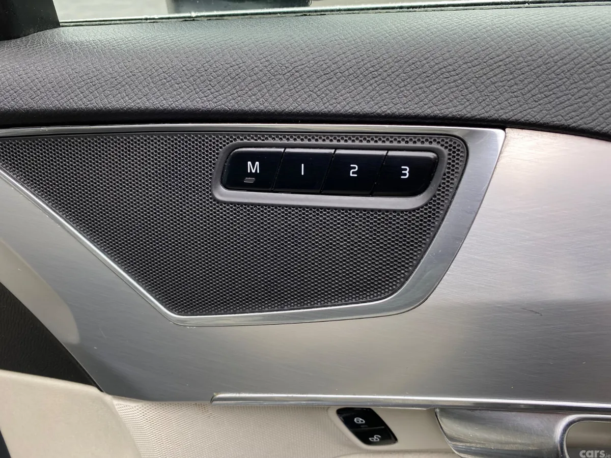 Volvo XC90 SUV, Diesel, 2018, Grey