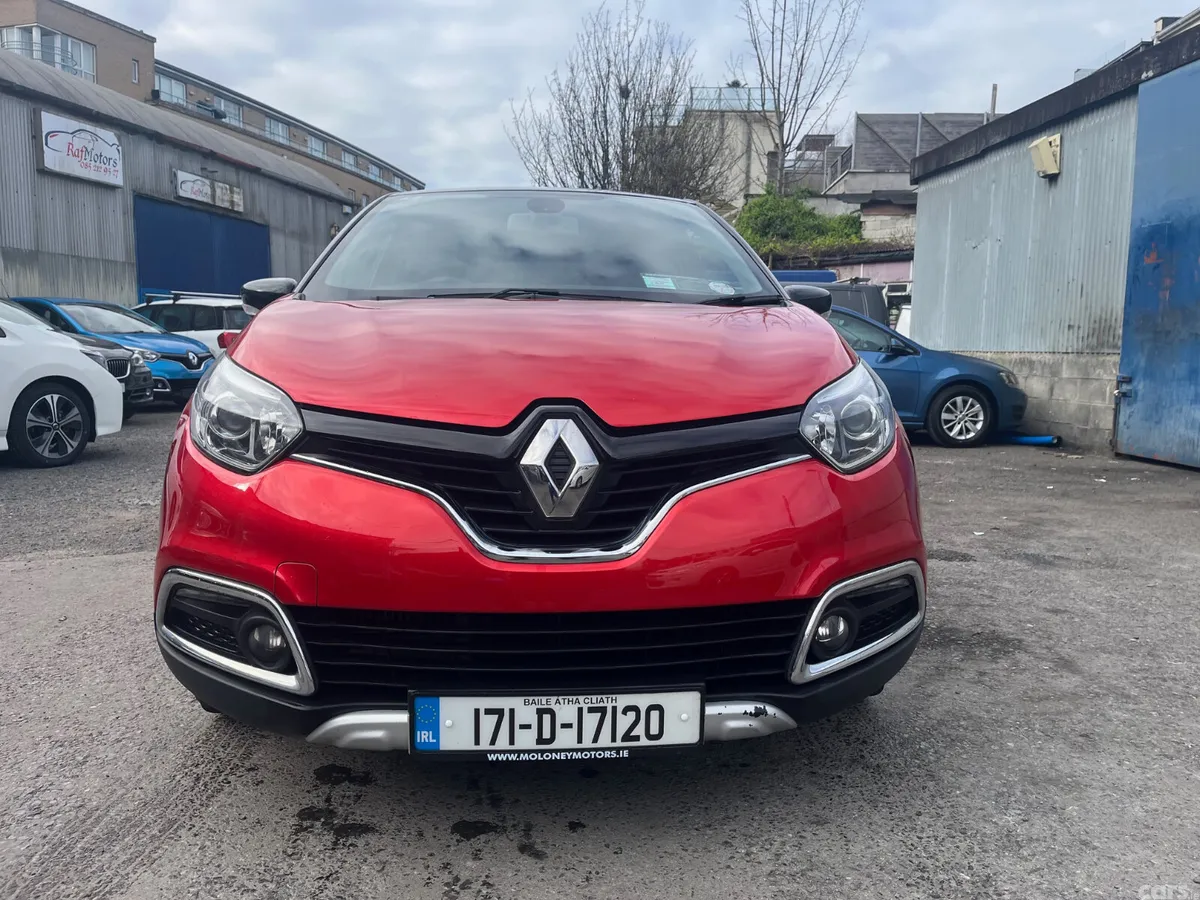 Renault Captur Hatchback, Diesel, 2017, Red