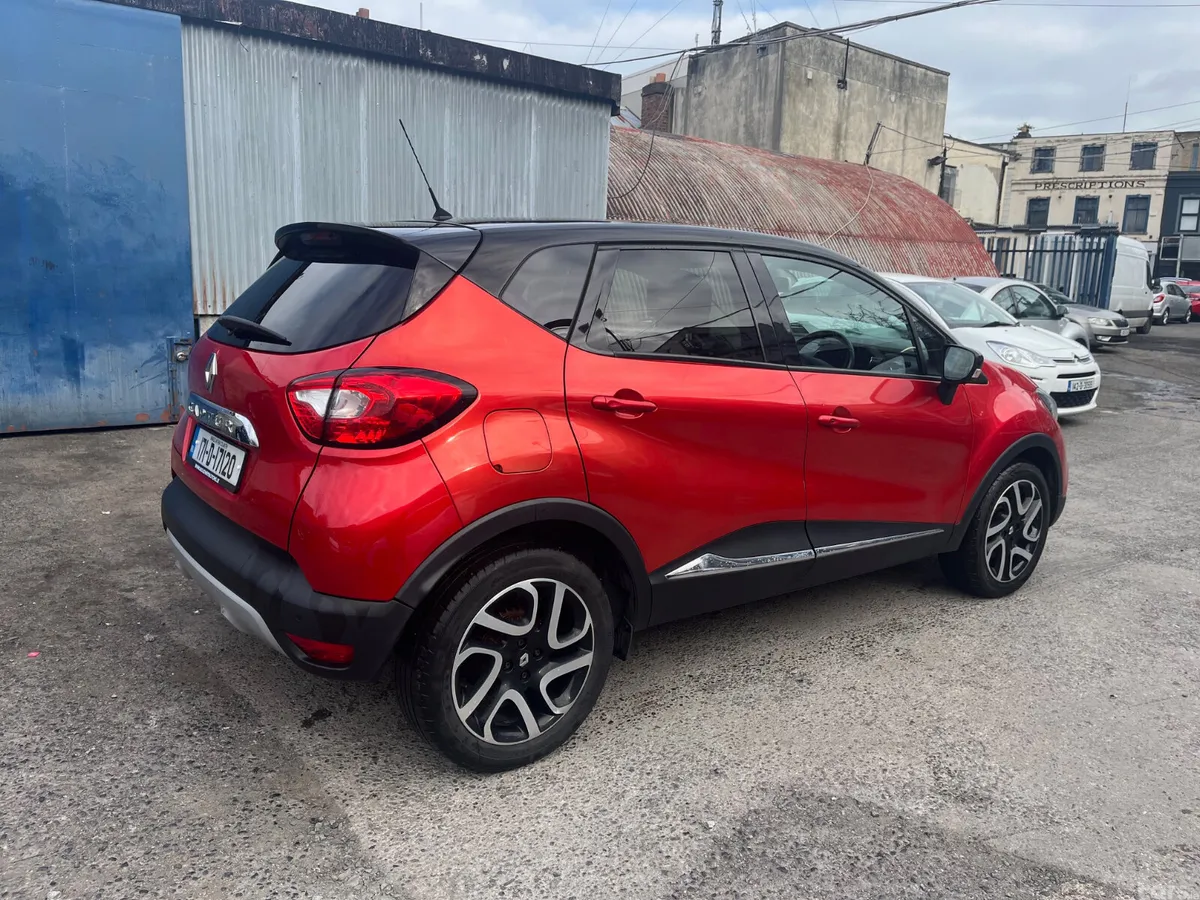 Renault Captur Hatchback, Diesel, 2017, Red