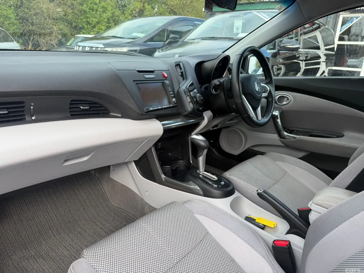 Honda CR-Z Hatchback, Petrol Hybrid, 2011, White