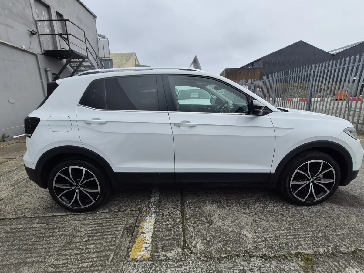 Volkswagen T-Cross SUV, Petrol, 2021, White
