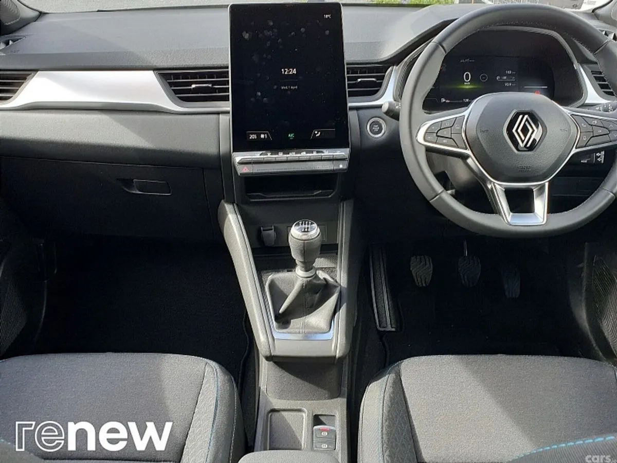Renault Captur Hatchback, Petrol, 2025, White