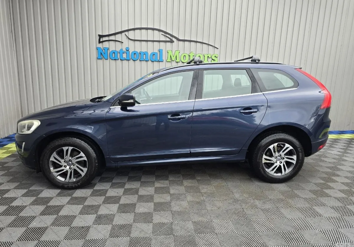 Volvo XC60 SUV, Diesel, 2014, Blue