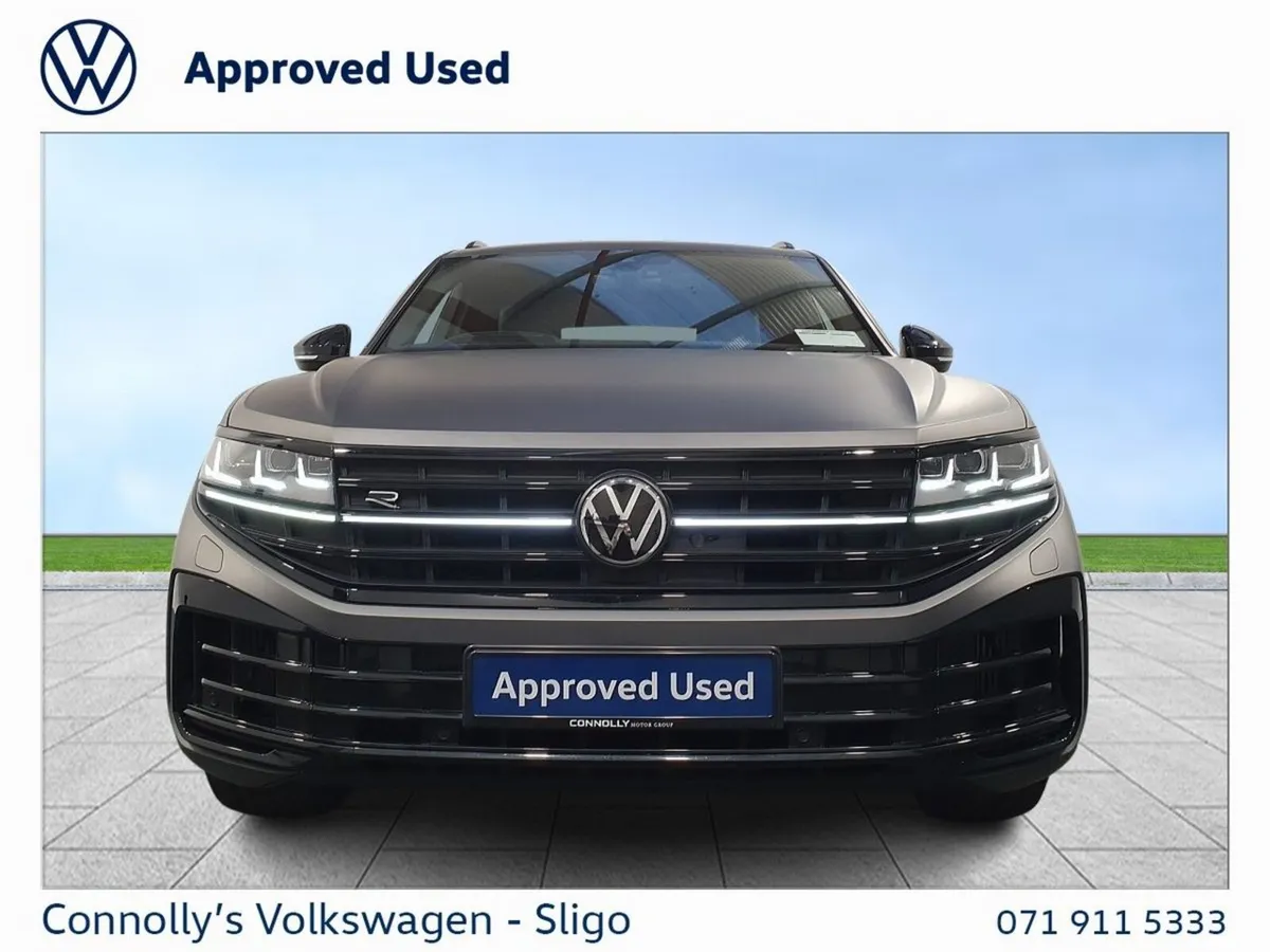 Volkswagen Touareg SUV, Petrol Plug-in Hybrid, 2026, Grey
